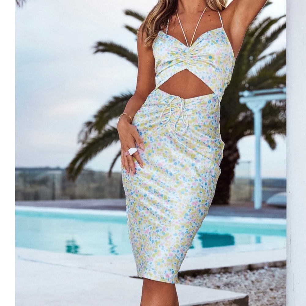 White Fox Boutique Floral White Summer Satin Dress